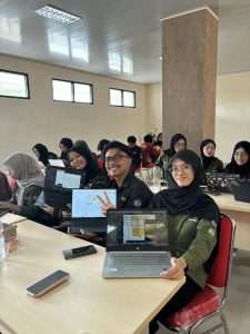 Dari Ide Jadi Desain! Intip Keseruan MST “Learn UI/UX with Figma” KOPMA Unila